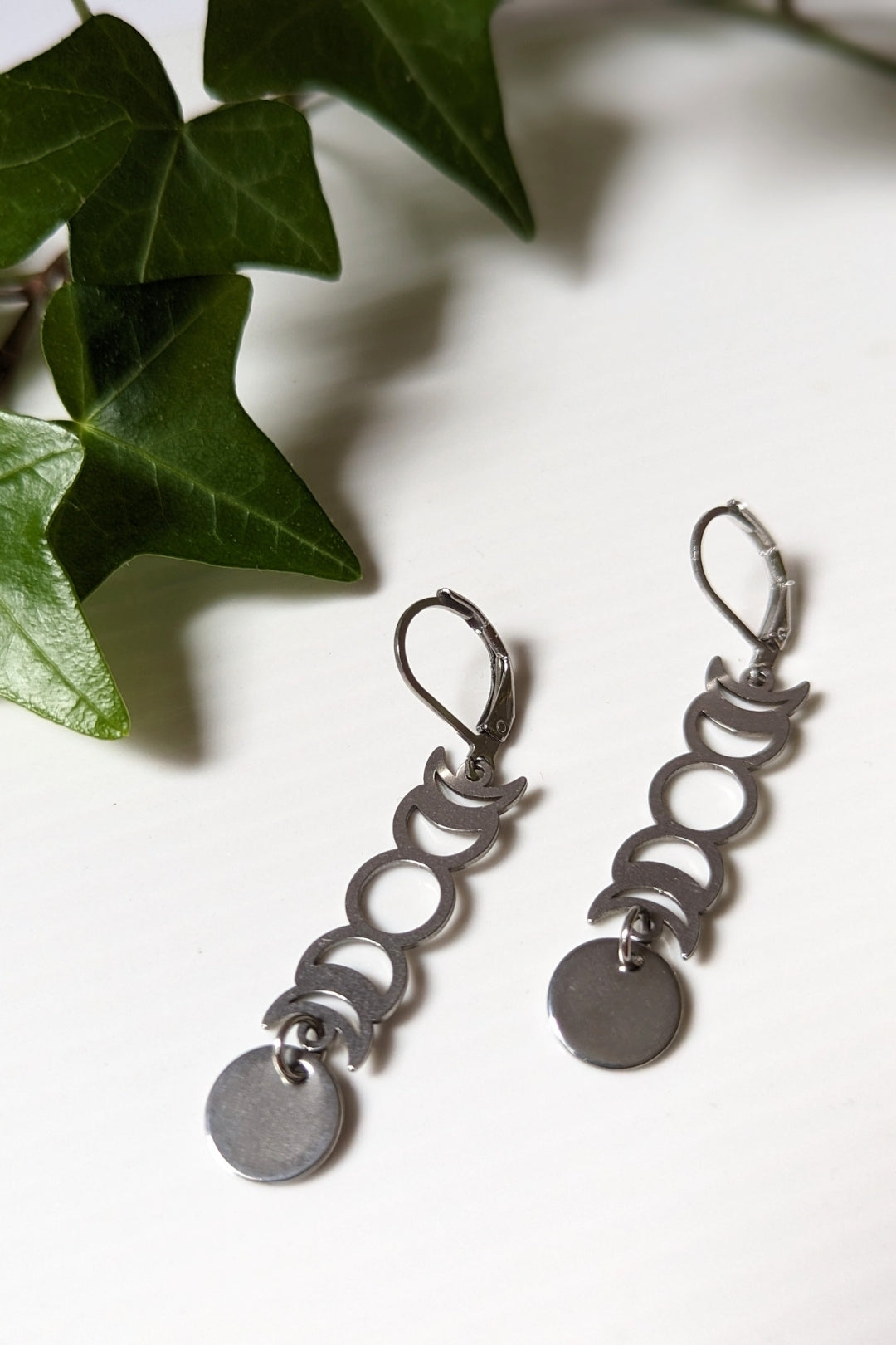 SEROTONINE DESIGN (Collection Harmonie) - Boucles d'oreilles Phases lunaire Boucle d'oreilles by Sérotonine Design | Roxy Lama