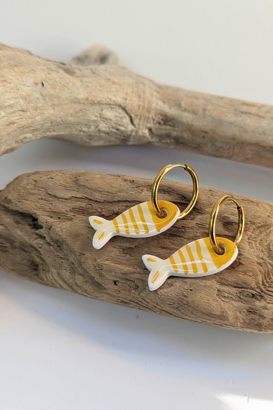 Boucles d'oreilles poisson jaune La Marinière – Sardines de bonheur, faites main à Montréal