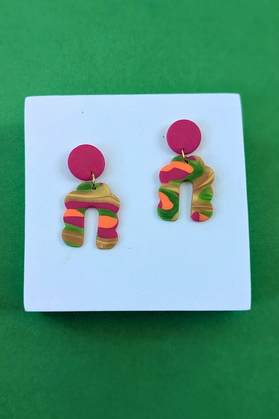 Boucles d'oreilles Groovy Rose, Vert et Doré - Collection Les Éclatées