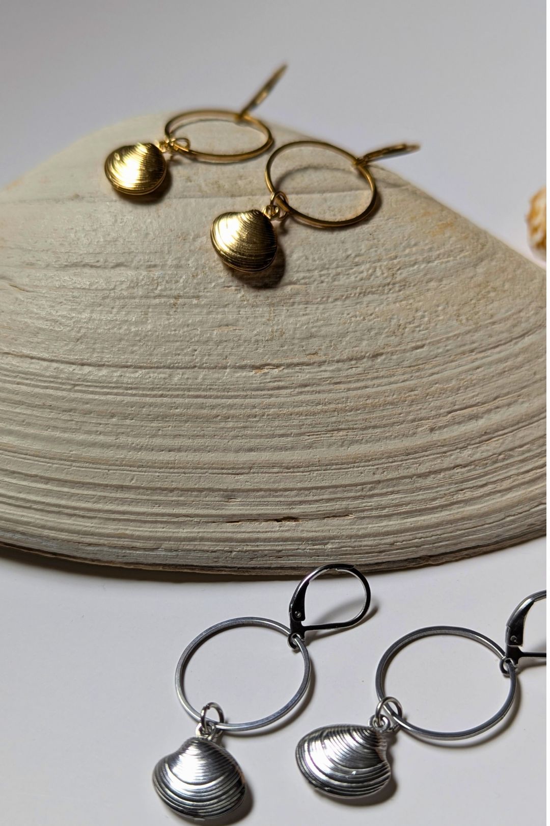 Boucles d'oreilles La mer (anneau et breloque) - Collection Harmonie "La Mer"