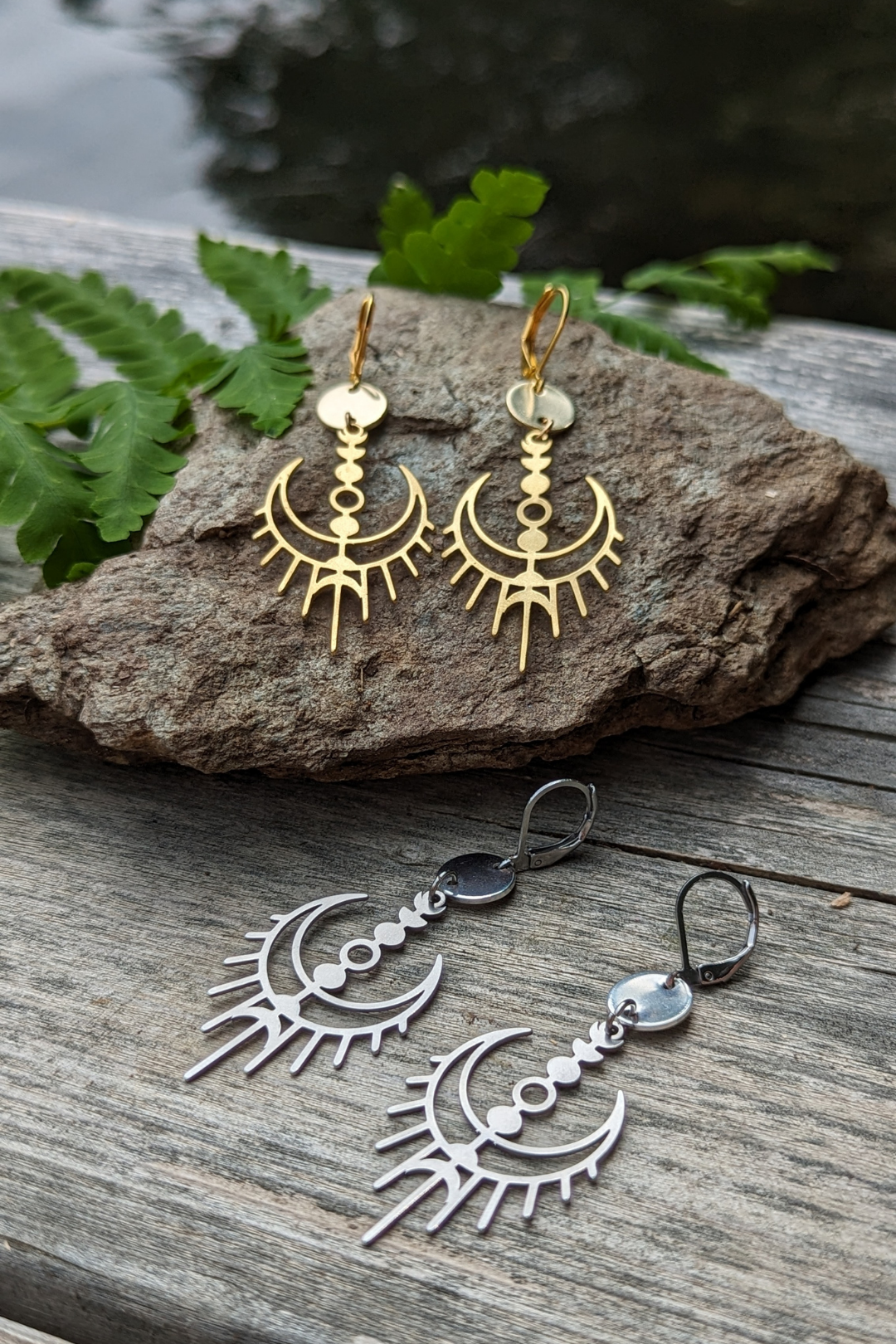 Boucles d'oreilles Eclipse lunaire Boucle d'oreilles by Sérotonine Design | Roxy Lama