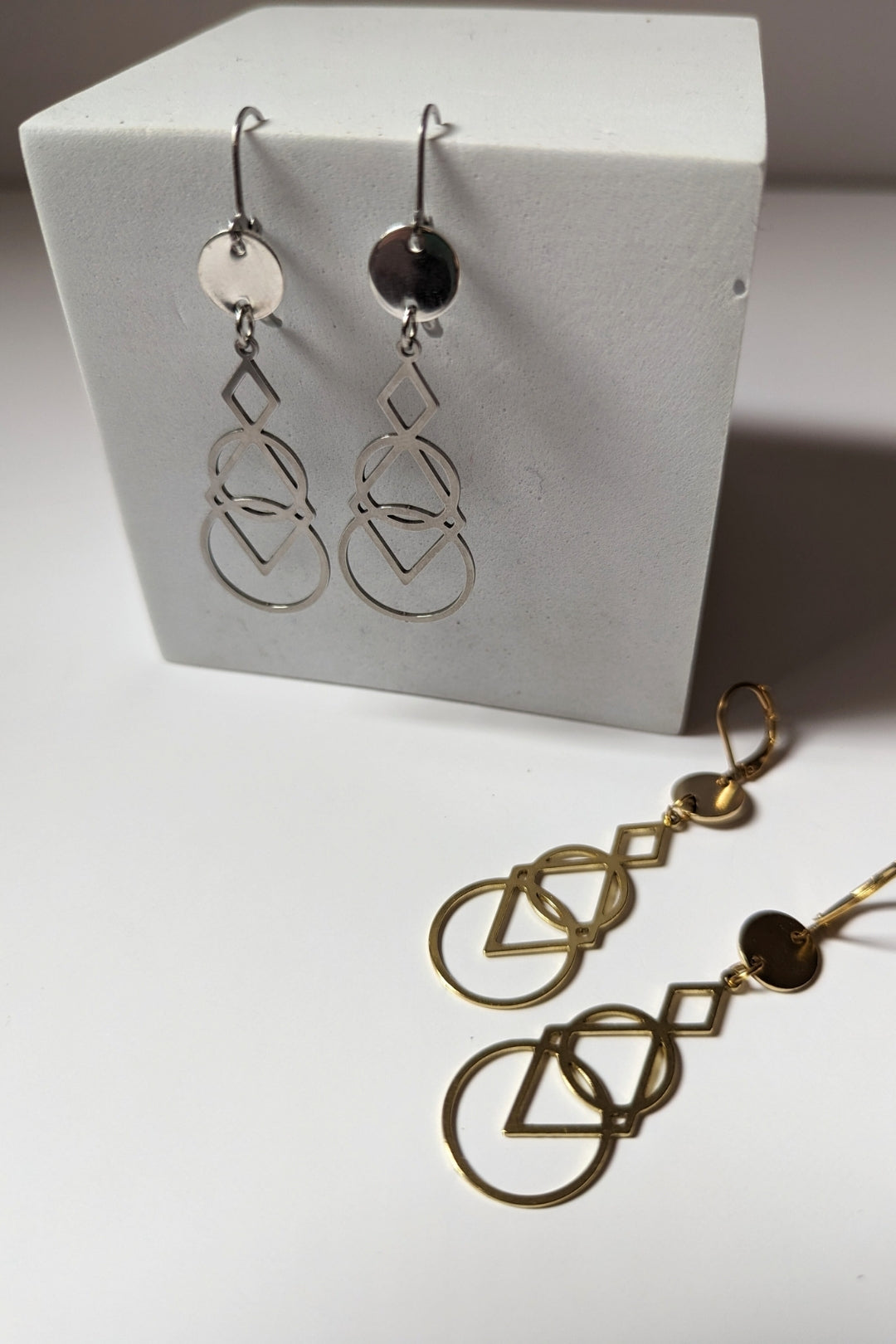 SÉROTONINE DESIGN - Boucles d'oreilles Géométrie Boucles d'oreilles by Sérotonine Design | Roxy Lama