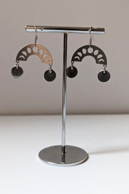 SEROTONINE DESIGN - Boucles d'oreilles Lune éternelle Boucle d'oreilles by Sérotonine Design | Roxy Lama