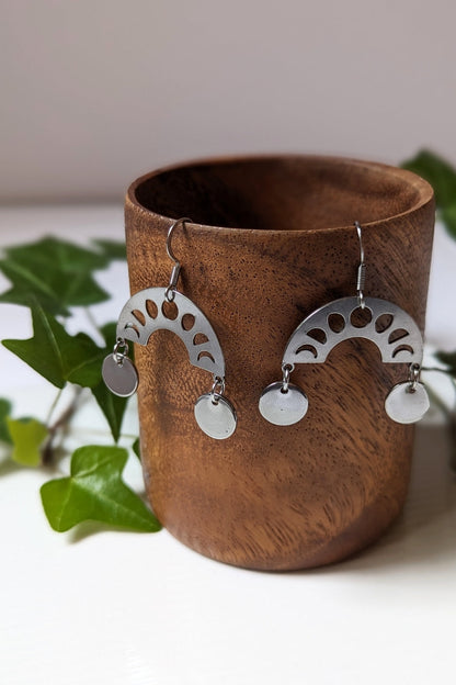 SEROTONINE DESIGN - Boucles d'oreilles Lune éternelle Boucle d'oreilles by Sérotonine Design | Roxy Lama