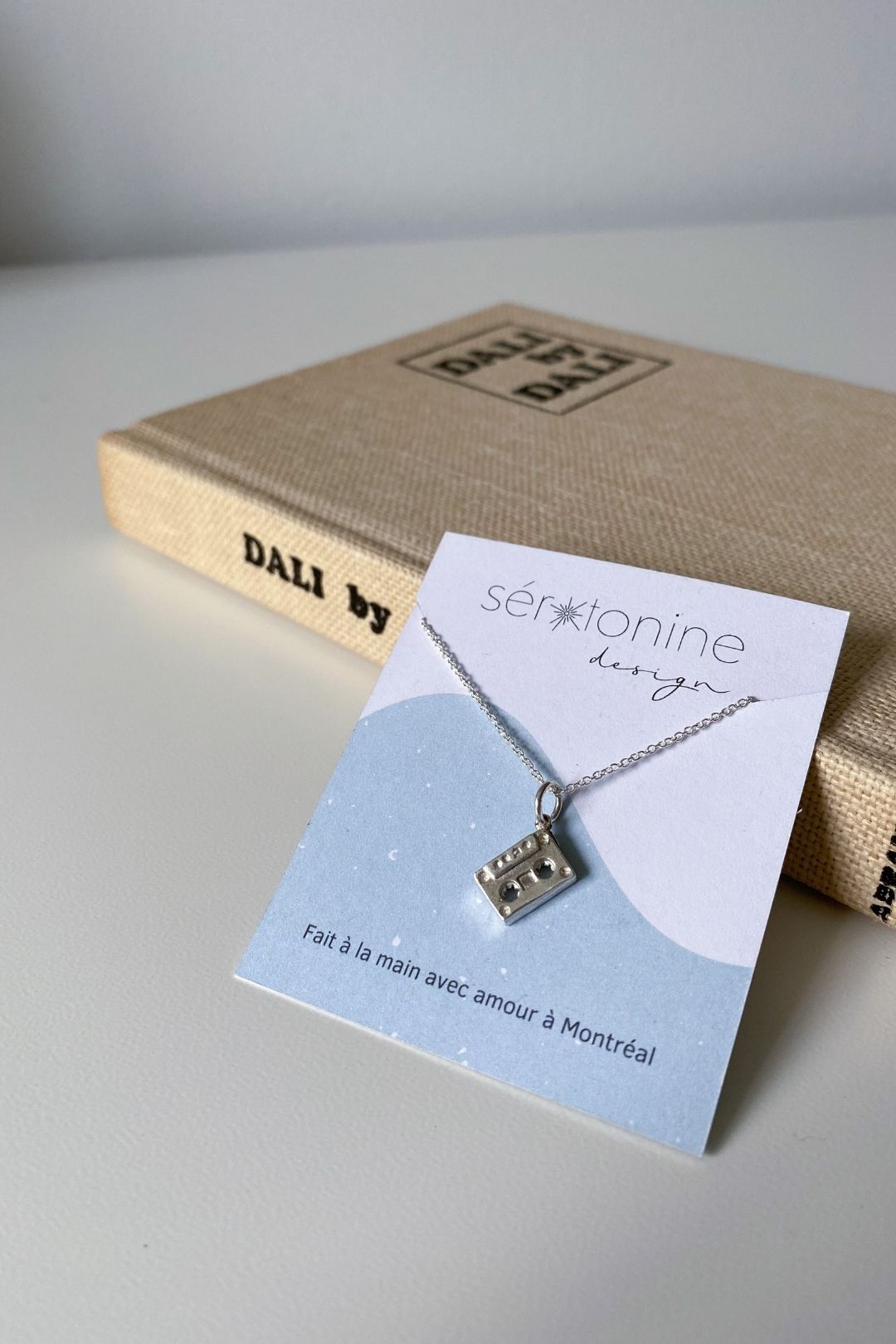 SÉROTONINE DESIGN Pendentif Cassette solo by Sérotonine Design | Roxy Lama